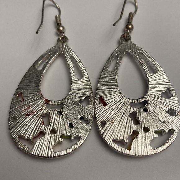Silver Tone Paint Palette Earrings - Picture 10 of 13